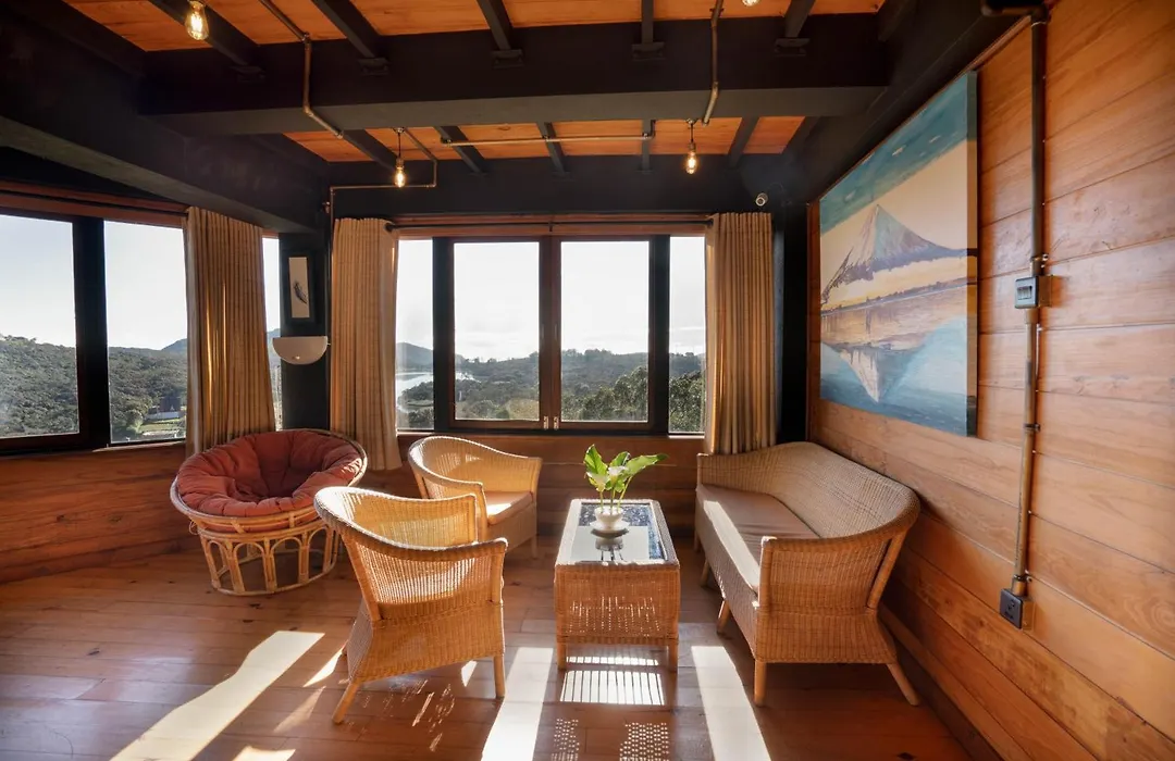 Amansara Bungalow - Panoramic Lake View Villa, Nuwara Eliya-1